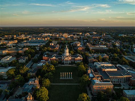 The students here are great. And I’ve had tremendous support from my department chair, the Dean’s and Provost’s Office, and especially from the MizzouForward program. It is clear to me that Mizzou strives for excellence in all aspects of its mission. The research support from the MizzouForward program is very impressive.. 