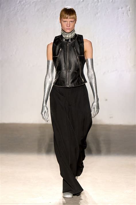 Mm6 maison margiela. Things To Know About Mm6 maison margiela. 