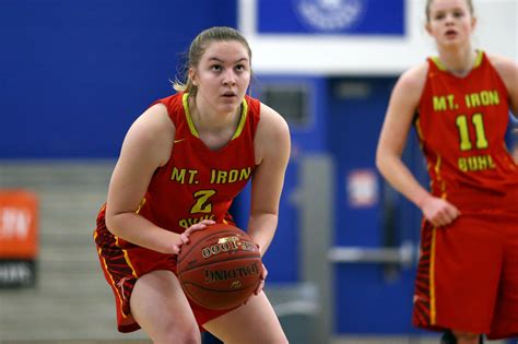 Follow the MN Girls' Basketball Hub for complete Star Tribune coverage of girls’ high school basketball and the Minnesota state high school tournament, including scores, schedules, rankings, statistics and more.