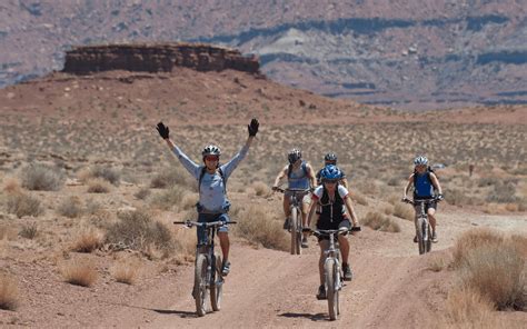 Moab Bike Shuttles - Moab, UT - Big Rack Shuttle - Moab Mountain …