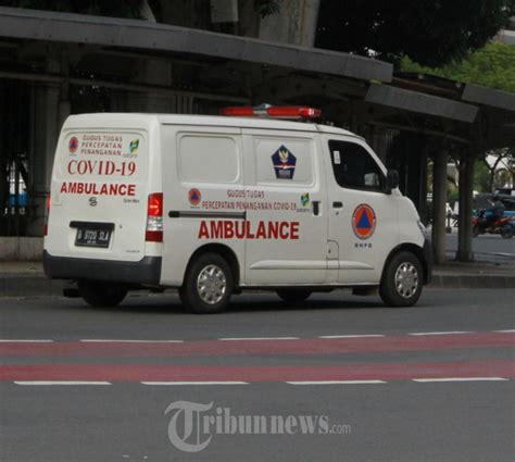 Mobil ambulance bawa mayat togel. Hari minggu tanggal 19 november 2017. Kluaran togel sidni hari.