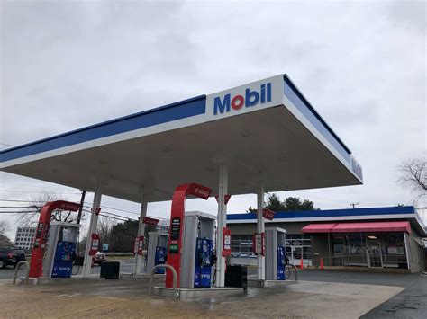 Mobil gasoline near me. With the addition of 12,000 Exxon and Mobil stations across the country, a Walmart+ fuel discount is now available at more than 14,000 stations – a more than sixfold increase. Walmart+ members will save 10 cents per gallon at participating Exxon and Mobil locations, as well as 5 to 10 cents per gallon* at Walmart and Murphy’s stations. 