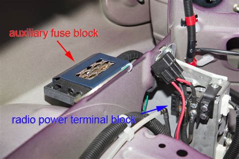 Mobile (FJ Cruiser) amateur radio install ve3bux.com