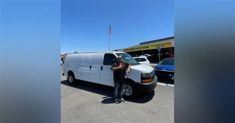 Mobile bakery owners buy new van after GoFundMe raises over $18,000
