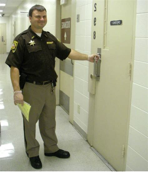 The Summit County Sheriff’s Office maintains a current inmate roster on their website at sheriff.summitoh.net. A PDF roster is accessible under the Corrections/Jail section of The Summit County Sheriff’s Office website.. 