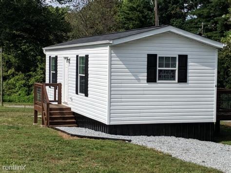 Mobile homes for rent in hendersonville nc. Hendersonville, North Carolina Mobile & Manufactured Homes for Sale or Rent - 10 Homes Quick Search Get Alerts Homes Parks Dealers Floor Plans Filter Sort Sorted by Best Match No Image Found 20 The Village - Simple Life, Flat Rock, NC 28731 Buy: $230,000 2 / 1 2022 | 534 Sq. Ft. Simple-Life the ultimate Tiny House Community! No Image Found 