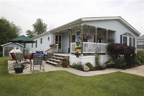 There are currently 13 new and used mobile homes listed for your search on MHVillage for sale or rent in the Mason City area. With MHVillage, its easy to stay up to date with the latest mobile home listings in the Mason City area. When browsing homes, you can view features, photos, find open houses, community information and more.. 