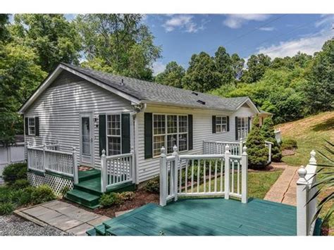 Mobile homes for sale asheville. Search from 20 mobile homes for sale or rent near Swannanoa, NC. View home features, photos, park info and more. Find a Swannanoa manufactured home today. Skip to content ... Asheville, NC 28805 . Buy: $129,000. 2 / 2 . 1988 | 25' × 40' Home overlooking Tunnel Rd. Serial # ROC744824NC . 2 . Scenic Community, Asheville, NC 28805 . 