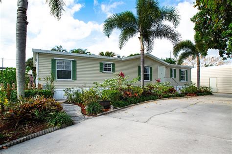Mobile homes for sale west palm beach. 2000 Manufactured Home - Post 1977 - WEST PALM BEACH, FL for Sale. 2879 Tangerine Ln, West Palm Beach, FL 33403. 2 2 768 sqft. $294,000. 1992 Mobile/Manufactured, < 4 Floors,Ranch - West Palm Beach, FL for Sale. 9201 Highpoint Drive, West Palm Beach, FL 33403. 2 2 970 sqft. 