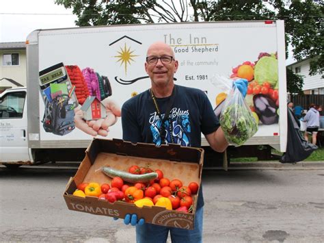 Mobile market helping feed those in need in the Sarnia area