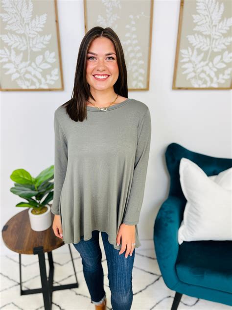 MOCO Boutique is a bestselling women's boutique in Ohio! Shop Judy Blue jeans, and other stylish fashion that is cute and comfortable too with sizes XS-3XL! . 