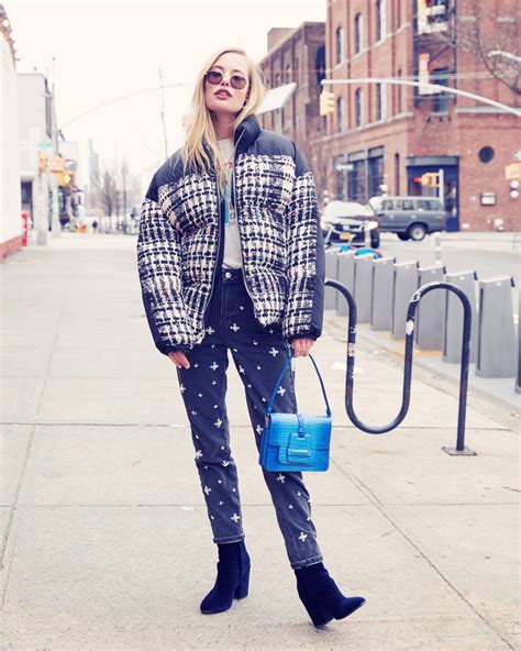 💋 [SEX VIDEO] Model Kira Ship Leaks