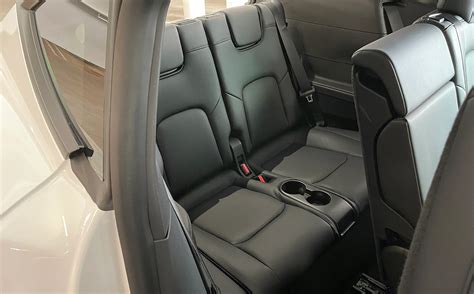 Model y 3rd row. Model Y provides seating for up to three passengers in the second row. The seat back is split 60/40 so adjusting the left seat back moves the seat backs for both the left and … 