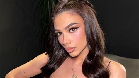 Moderator Jonida Vokshi has