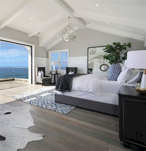 Modern Beach House Bedroom