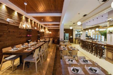 Modern Restaurant with Traditional... - Ta Tria Gourounakia