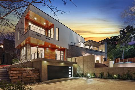 Modern homes for sale dallas. See full list on knoxre.com 