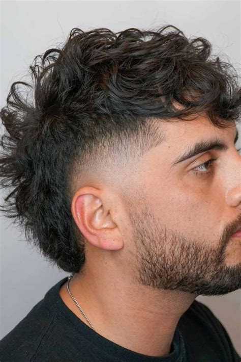 Modern mullet burst fade. Jan 2, 2022 · https://www.ezbladeshavingproducts.comIn this Barber tutorial Jay does a Modern Mullet with a taper fade on the side. This is a fairly easy haircut but can g... 