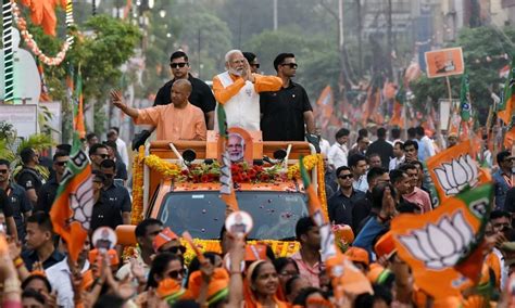 Modi roadshow in varanasi