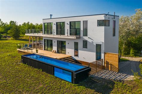 Modpool - Canadian company Modpools has converted standard, metal cargo containers into pools and jacuzzis that can be installed above or below ground. …