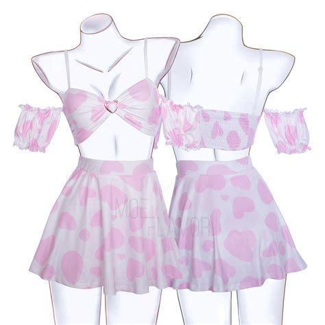 This cow pattern cosplay includes a top and a skirt that are easy to adjust and easy to wear!. . Moeflavor