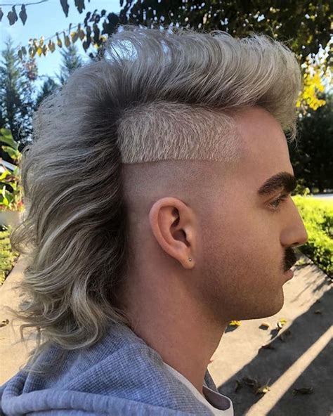 Learn how to rock the modern mullet, a bold and trendy