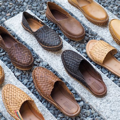 Mohinders. Feb 11, 2020 · When a colorful array of Mohinders showed up on one of my friend’s Instagram stories it felt like a reunion. Reading up on the story of Mohinders, its roots in Indian shoemaking traditions, and its respect for the extensive process, I knew this was a shoe I needed to wrap my feet in. Favorite Mohinders style: woven or solid? 