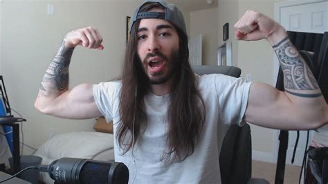 Matthew "Matt" Kowalewski (born: August 27, 1983 (1983-08-27) [age 40]), better known online as Matt McMuscles, is a Canadian YouTuber known for his in-depth analysis videos on video games and films, and let's plays of different, and both good and bad video games. MacMuscles is most well known.... 
