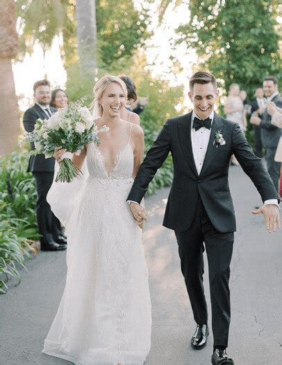 Molly McCook Blissful Married Life With Handsome …