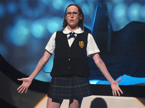 Molly shannon snl. As a cast member of Saturday Night Live from 1995 until 2001, Molly Shannon became famous for playing Catholic schoolgirl Mary Katherine Gallagher . She says that landing a spot on SNL — and becoming recognized for a sketch she had created — should have felt like a triumph. But instead, Shannon remembers feeling depressed. 