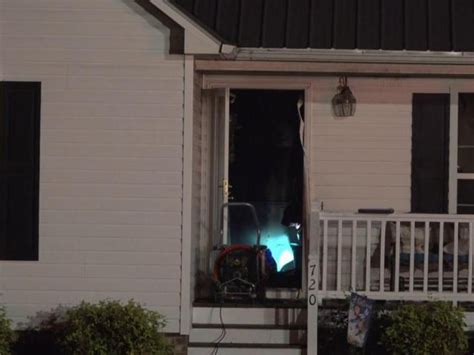 Mom, children hospitalized after Johnston County house fire