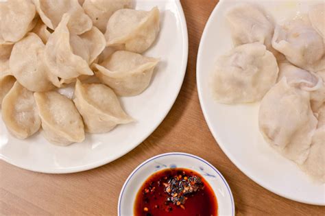 Mom’s recipes at the heart of popular dumpling restaurant in Toronto’s Chinatown