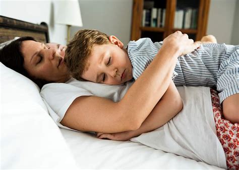 th?q=Mom and son sleepinga