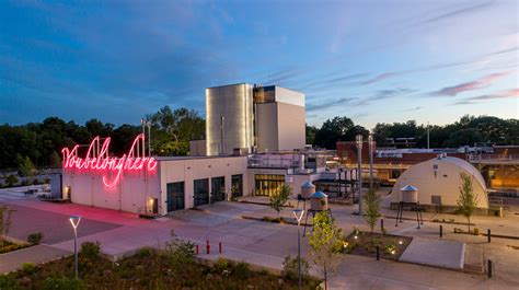Momentary bentonville. The Momentary is a new contemporary art space satellite to Crystal Bridges Museum of American Art in downtown Bentonville, Arkansas. Situated along the Razorback Regional Greenway near 8th Street ... 
