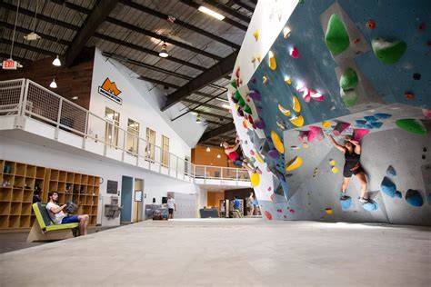 Momentum silver street groupon.  Everything a climber needs t See more.  Momentum Silver...