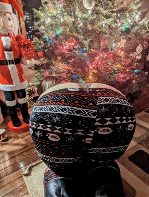 Moms booty nude. .  <a href=https://art.trueskyhost.com/assets/images/ob2l/garmin-nylo...