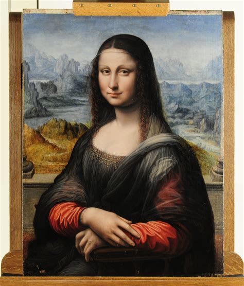  The Mona Lisa painting now hangs in the Musée du Louvre in Paris, France. The painting's increasing fame was further emphasized when it was stolen on August 21, 1911. The next day, Louis Béroud, a painter, walked into the Louvre and went to the Salon Carré where the Mona Lisa had been on display for five years. .