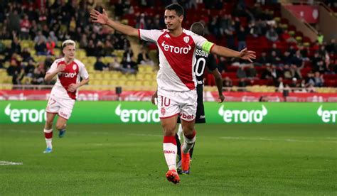 Monaco routs Lens to move 2 points clear atop the French league