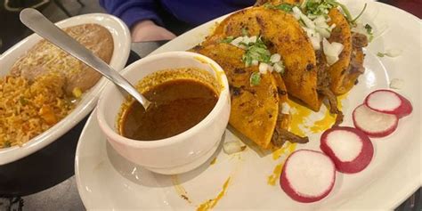 Monarca birria. Latest reviews, photos and 👍🏾ratings for El Monarca Mexican Restaurant at 312 N Massey Blvd in Nixa - view the menu, ⏰hours, ☎️phone number, ☝address and map. 