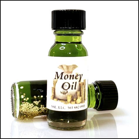 Spiritual oil for money drawing. Usage: You can put little in your bathing water daily. Rub little on your forehead and chest. 