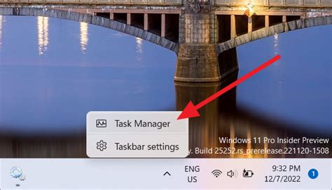 Monitor flickering.  To determine whether a display driver or app is causing t...