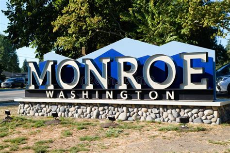 Monroe wa. Mar 7, 2015 · Evergreen Inn & Suites. Monroe (Washington) With an indoor pool, hot tub, and fitness center, Evergreen Inn & Suites is located just 0.5 miles from Downtown Monroe. It offers modern rooms with king-size beds and a free newspaper. 8.1. 
