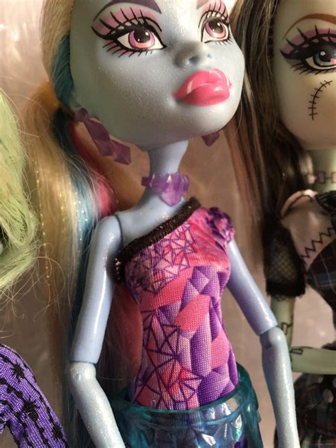 monster high doll lot used 6 Dolls And Acc