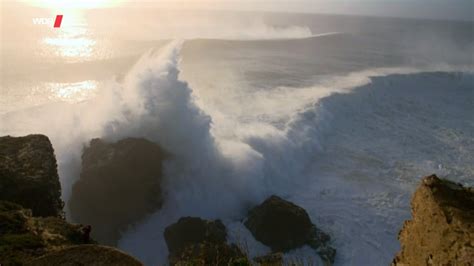 Monsterwellen von Nazaré • Center of Portugal