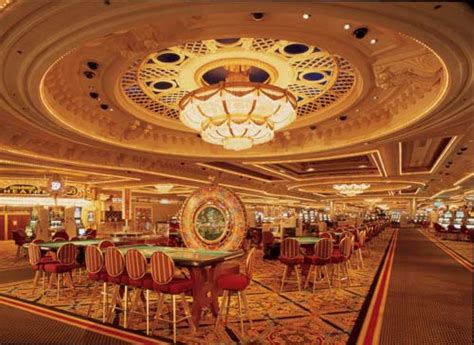 Monte Karlo kazino üslubu  Onlayn kazinoların təqdim etdiyi bonuslar ilə qazancı artırın