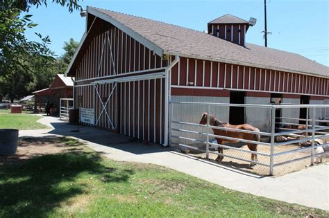 Montebello Barnyard Zoo