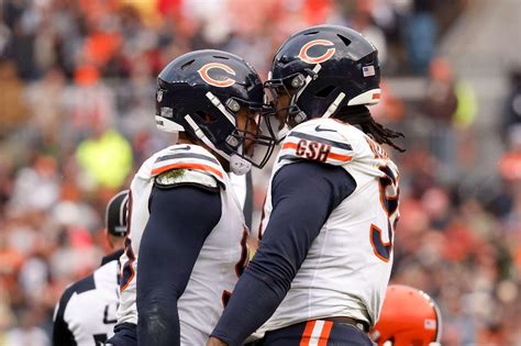 Montez Sweat has quickly fit with the Chicago Bears defense — ‘I see a hungry group here’ — and helps elevate the standards