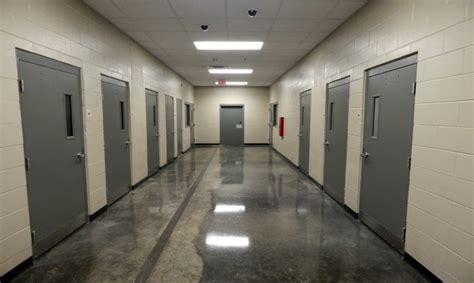 Montgomery county jail kentucky. 27 ก.ค. 2566 ... DAYTON, Ohio (WKEF) -- An inmate at the Montgomery County Jail was pronounced dead earlier this morning. Around 8 a.m. on Thursday, July 27, ... 