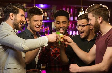 Montreal bachelor party. Your Bachelor party in Montreal is looking to simplify their night because they hate hopping from one spot to the next. Consider going to supper club where 