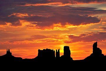 Monument Valley Day Tour from Flagstaff 2024 - viator.com